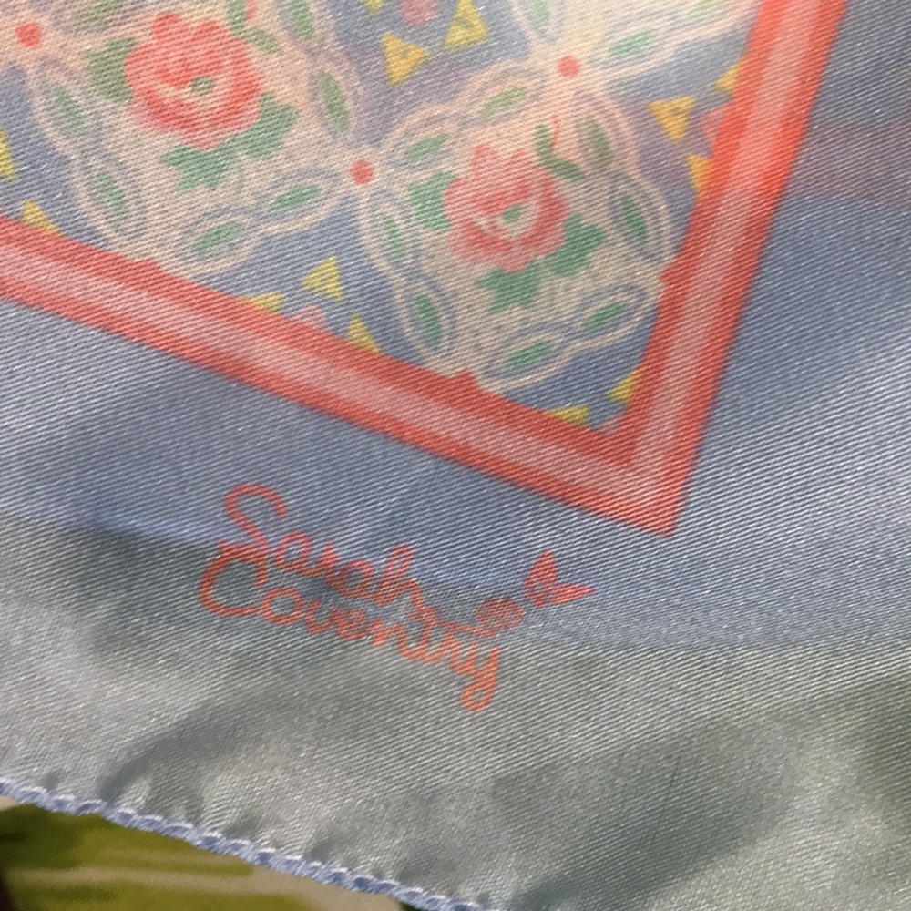 Sarah Coventry Scarf 30X30 Delicate blue w/ pink